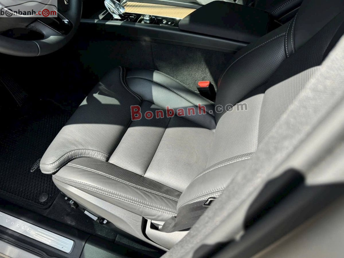 Bán ô tô Volvo XC60 Ultra B5 AWD - 2025 - xe cũ