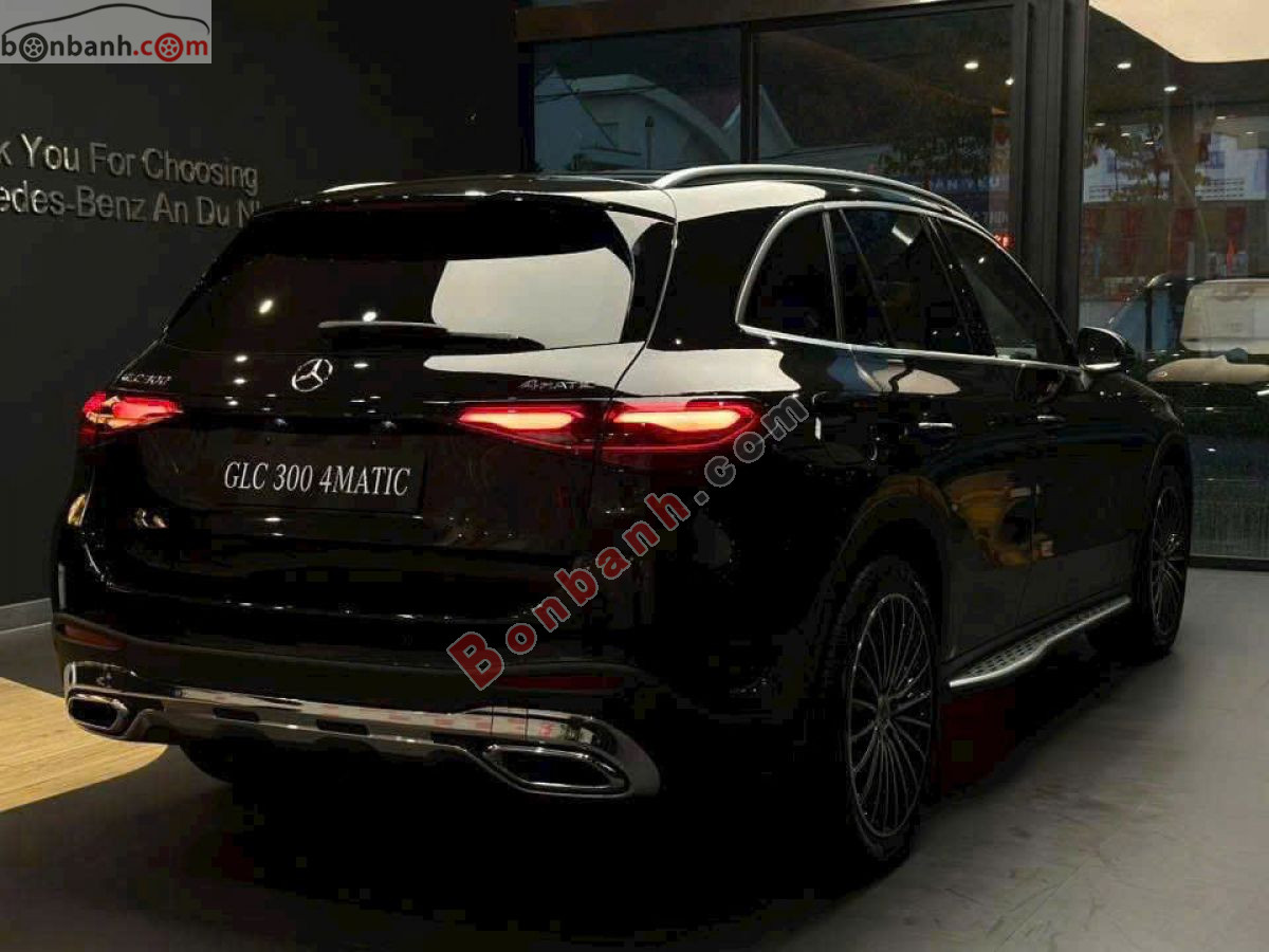 Bán ô tô Mercedes Benz GLC 300 4Matic - 2026 - xe mới