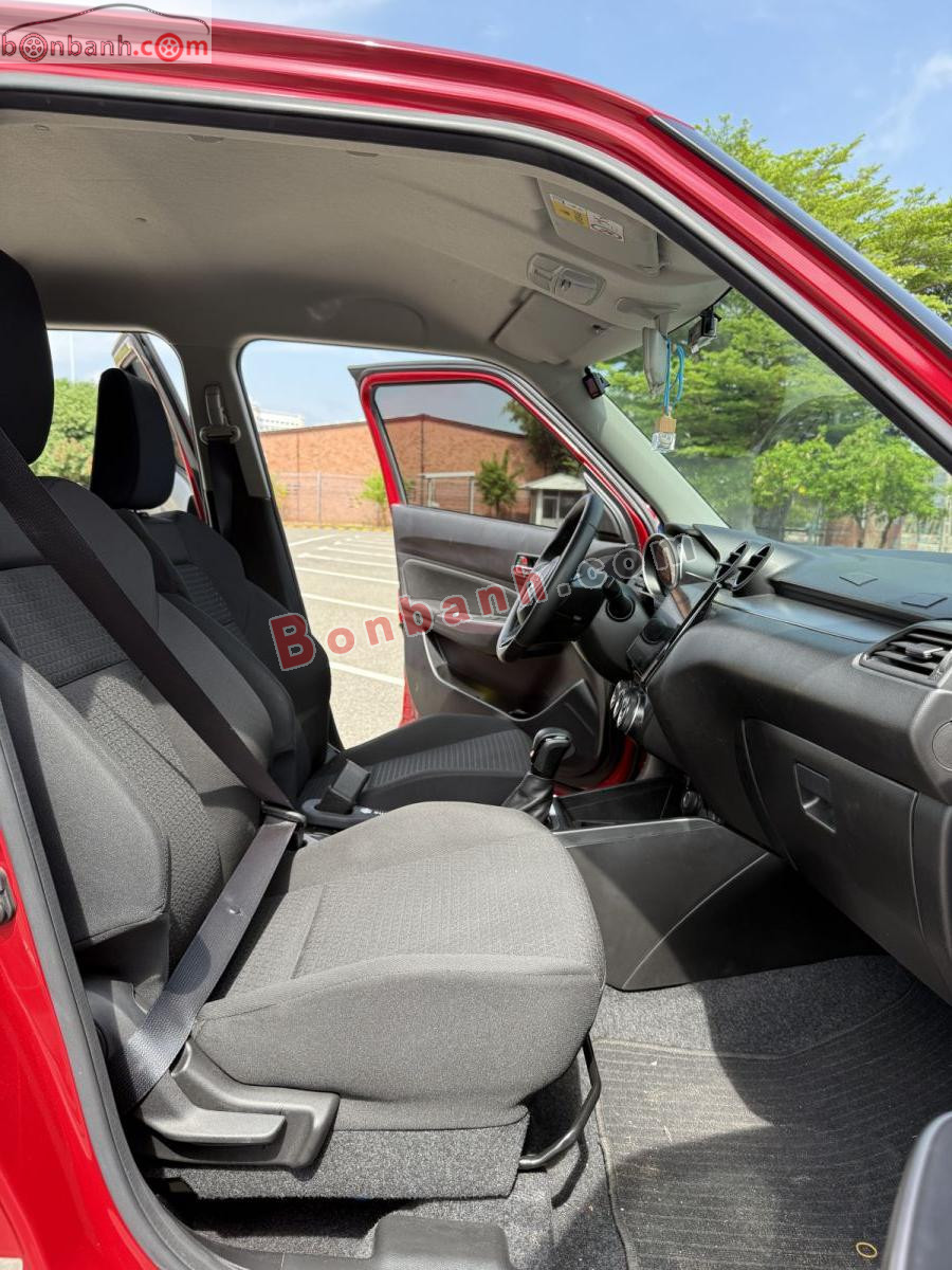 Bán ô tô Suzuki Swift GLX 1.2 AT - 2023 - xe cũ