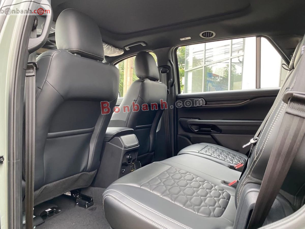 Bán ô tô Ford Everest Platinum 2.0L 4x2 AT - 2026 - xe mới