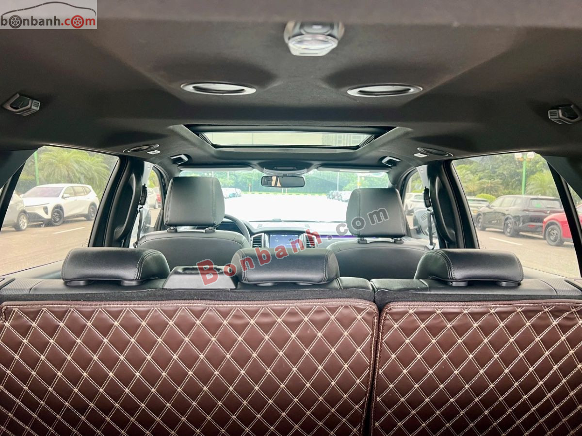Bán ô tô Ford Everest Titanium 2.0L 4x4 AT - 2022 - xe cũ