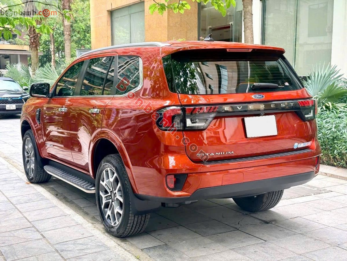Bán ô tô Ford Everest Titanium 2.0L 4x2 AT - 2022 - xe cũ