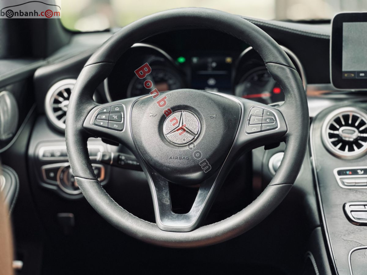 Bán ô tô Mercedes Benz GLC 300 4Matic - 2018 - xe cũ