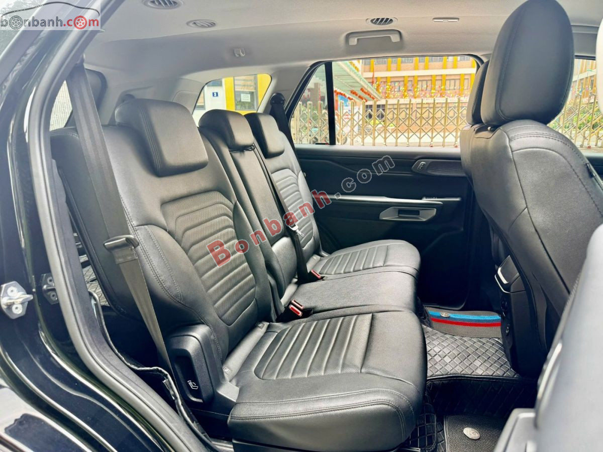 Bán ô tô Ford Everest Sport 2.0L 4x2 AT - 2024 - xe cũ