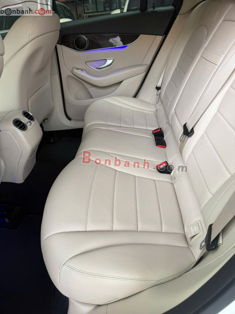 Bán ô tô Mercedes Benz GLC 200 - 2022 - xe cũ