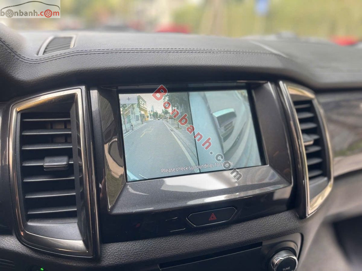 Bán ô tô Ford Everest Titanium 2.0L 4x2 AT - 2019 - xe cũ