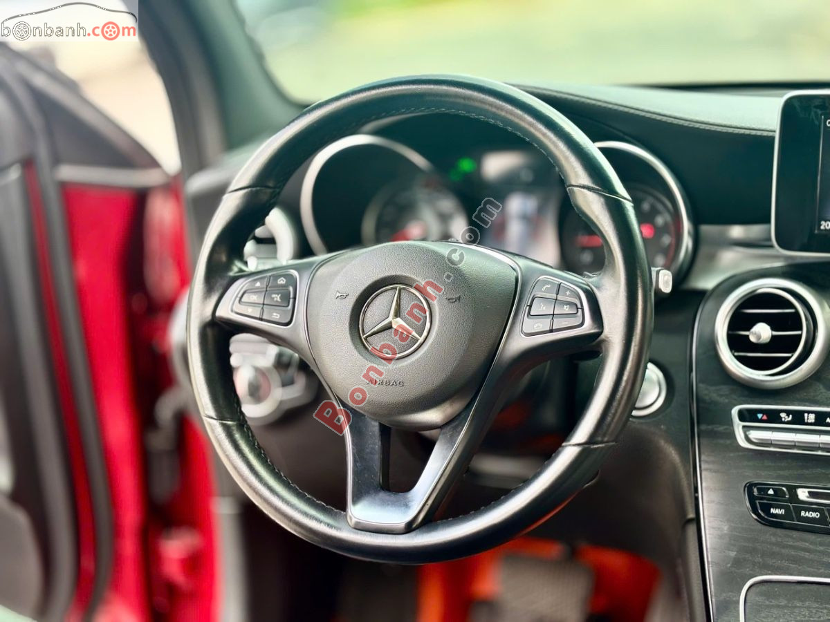 Bán ô tô Mercedes Benz GLC 300 4Matic - 2018 - xe cũ