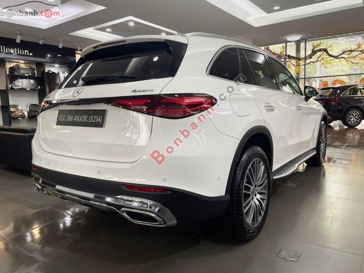 Bán ô tô Mercedes Benz GLC 200 4Matic - 2026 - xe mới