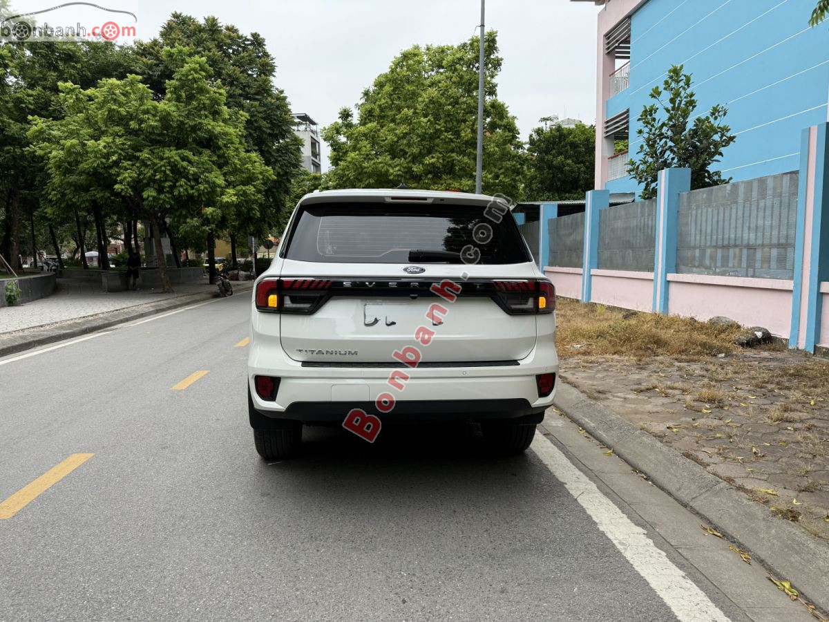 Bán ô tô Ford Everest Titanium Plus 2.0L 4x4 AT - 2024 - xe cũ