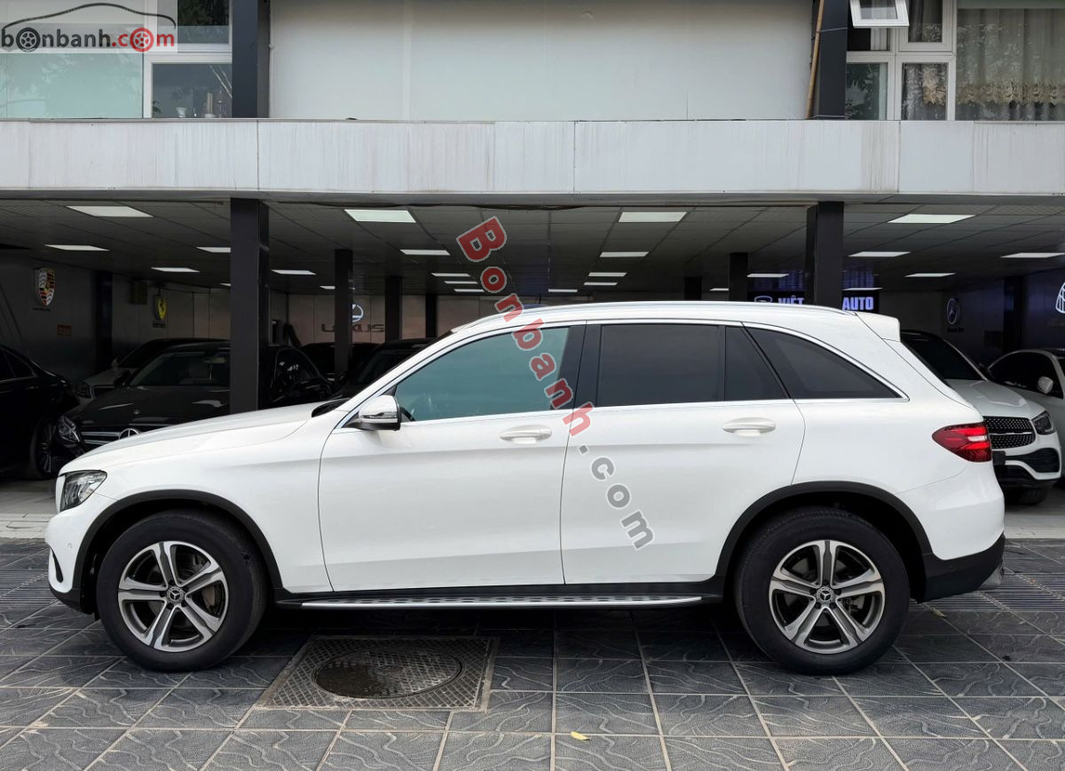 Bán ô tô Mercedes Benz GLC 250 4Matic - 2017 - xe cũ
