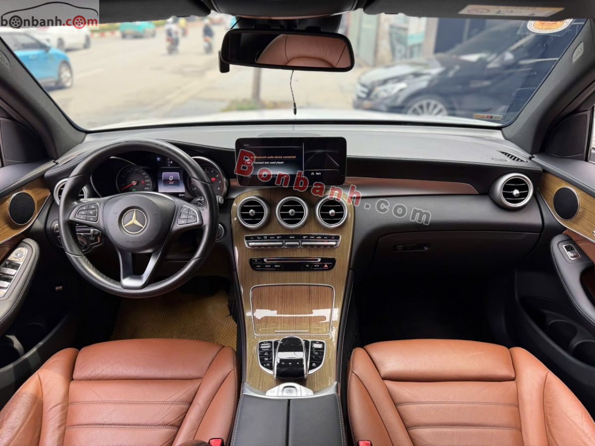 Bán ô tô Mercedes Benz GLC 250 4Matic - 2017 - xe cũ