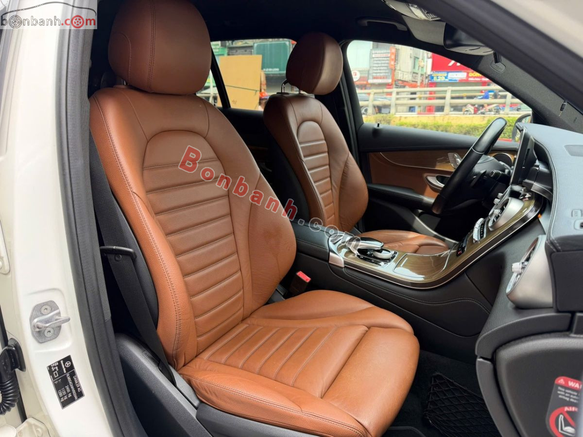 Bán ô tô Mercedes Benz GLC 250 4Matic - 2017 - xe cũ