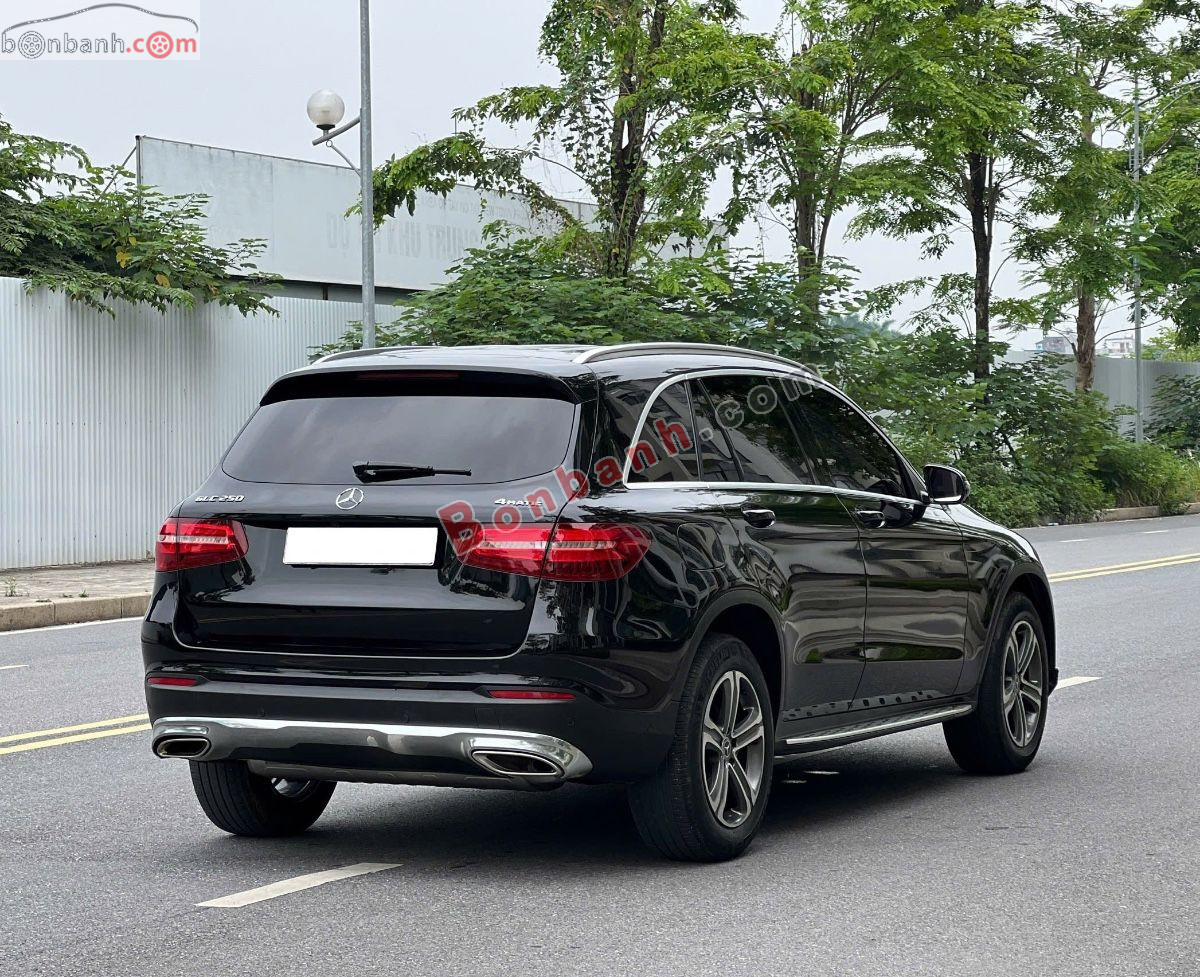 Bán ô tô Mercedes Benz GLC 250 4Matic - 2017 - xe cũ