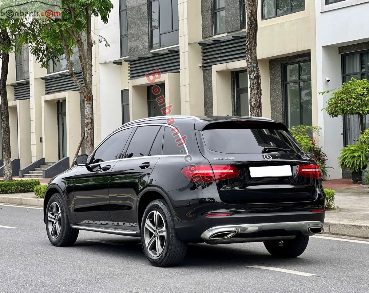 Bán ô tô Mercedes Benz GLC 250 4Matic - 2017 - xe cũ