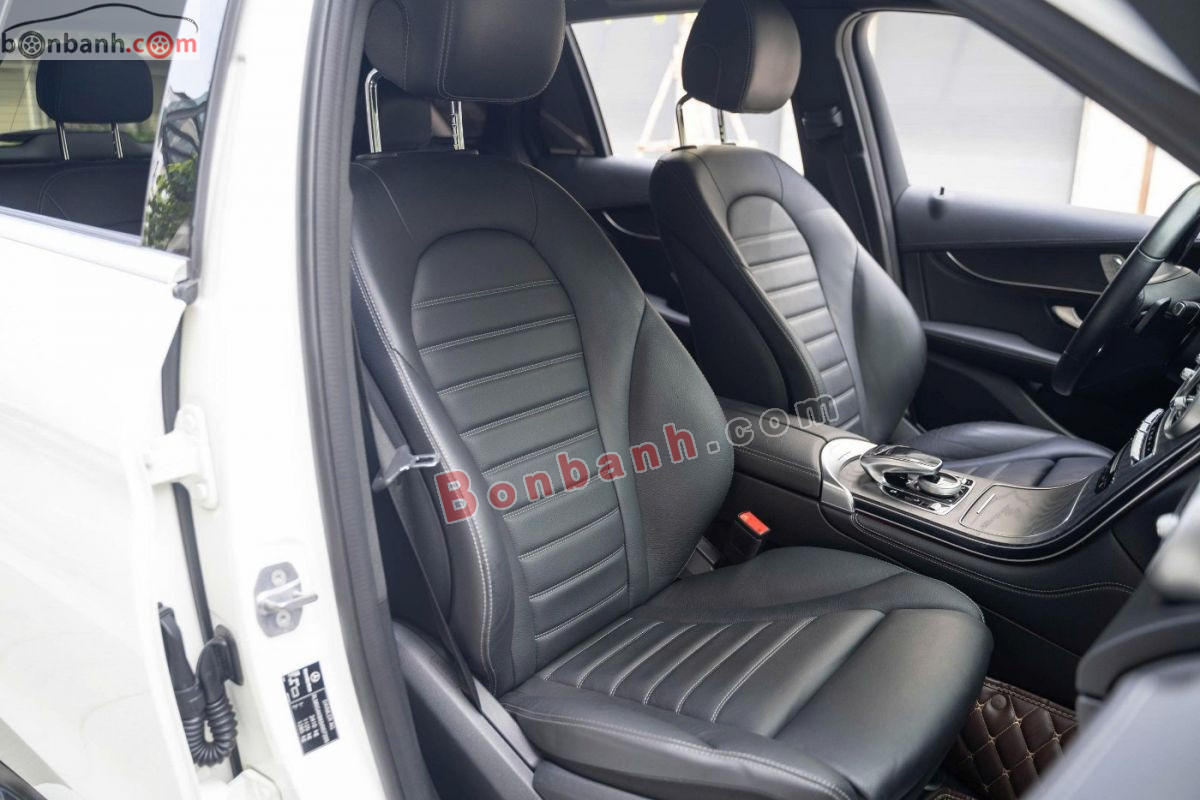 Bán ô tô Mercedes Benz GLC 300 4Matic - 2018 - xe cũ