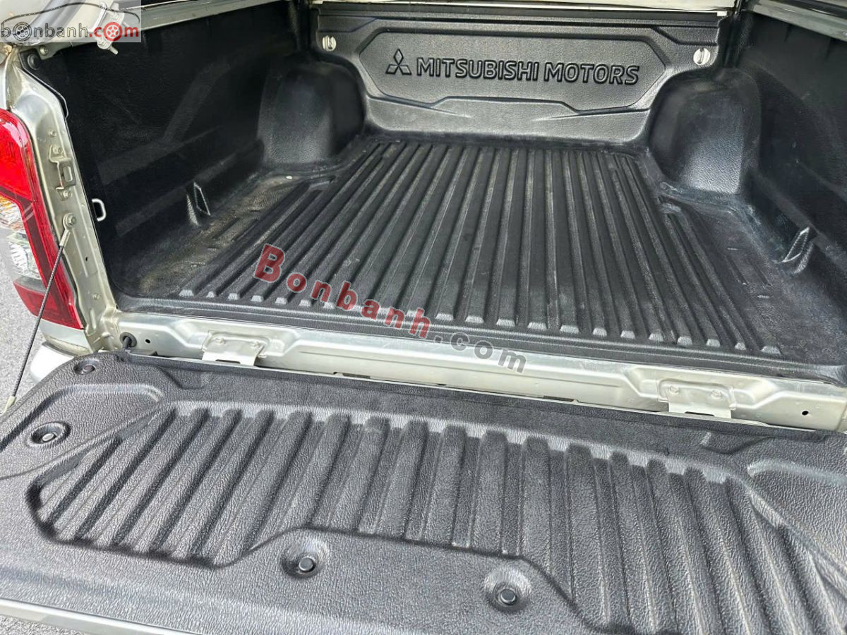 Bán ô tô Mitsubishi Triton 4x2 MT - 2020 - xe cũ