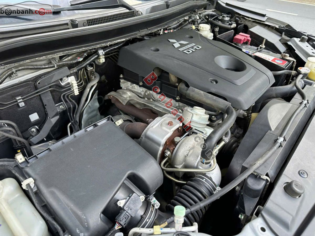 Bán ô tô Mitsubishi Triton 4x2 MT - 2020 - xe cũ