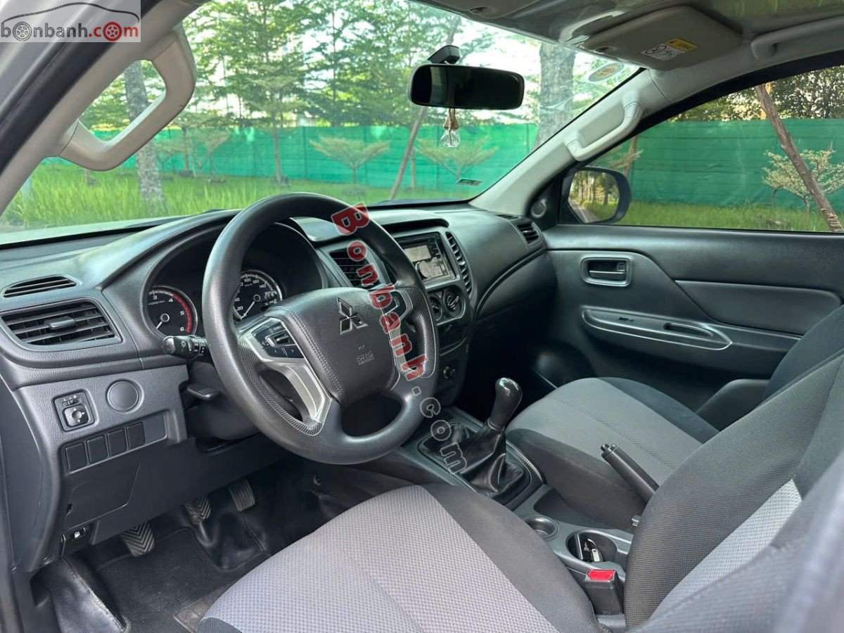 Bán ô tô Mitsubishi Triton 4x2 MT - 2020 - xe cũ