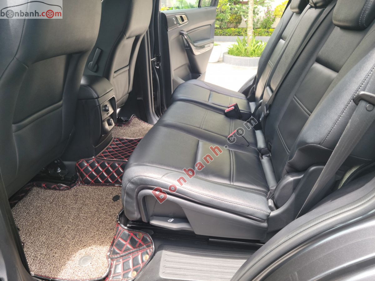Bán ô tô Ford Everest Titanium 2.0L 4x2 AT - 2021 - xe cũ