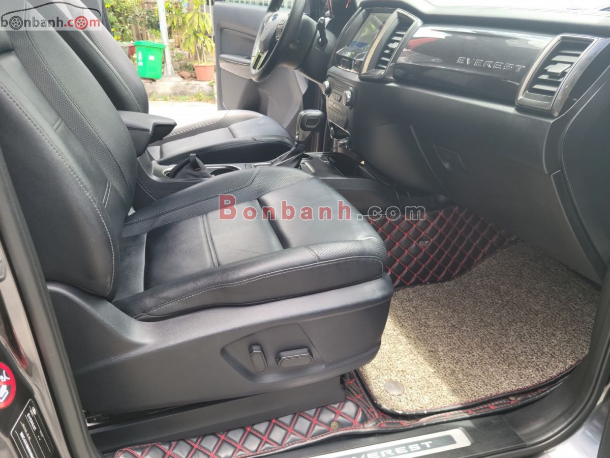 Bán ô tô Ford Everest Titanium 2.0L 4x2 AT - 2021 - xe cũ