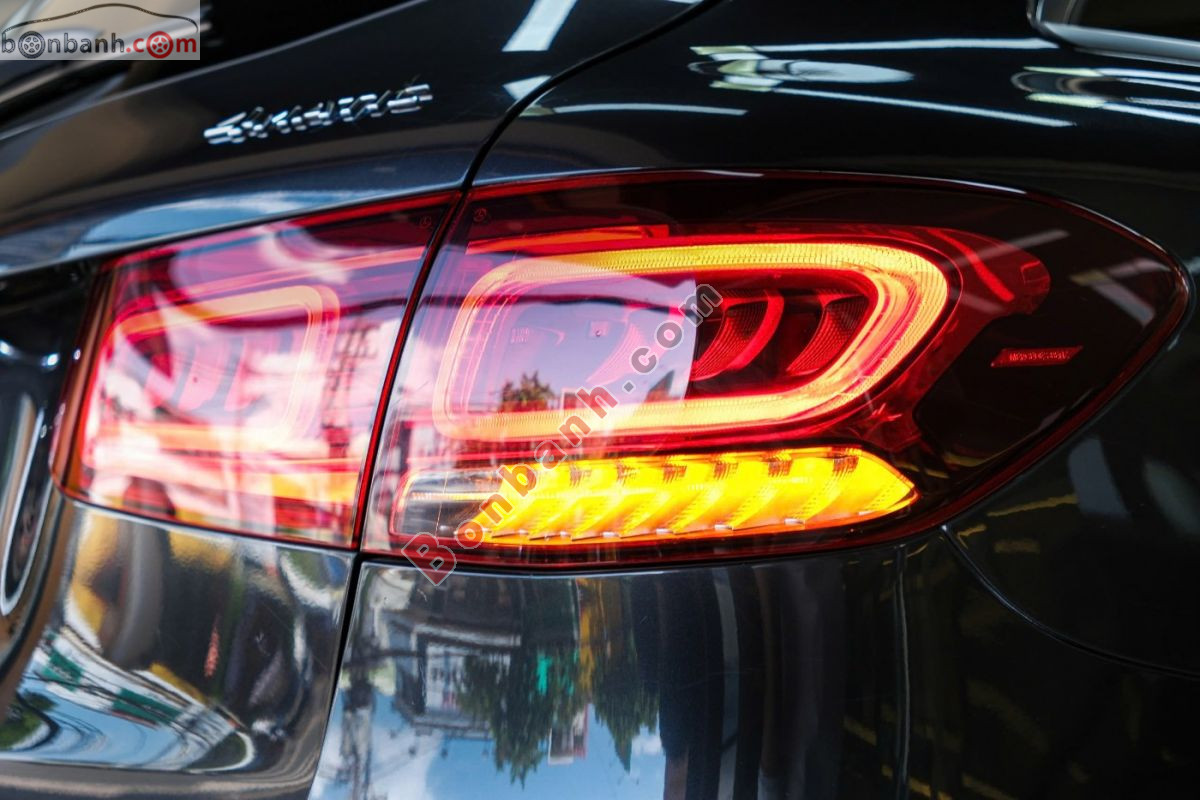 Bán ô tô Mercedes Benz GLC 200 4Matic - 2021 - xe cũ