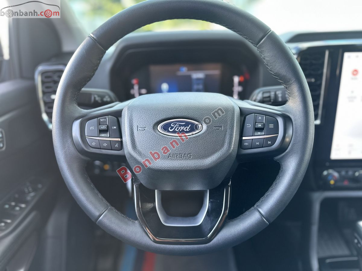 Bán ô tô Ford Everest Sport 2.0L 4x2 AT - 2024 - xe cũ