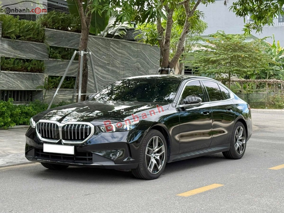 Bán ô tô BMW 5 Series 520i Premium - 2025 - xe cũ