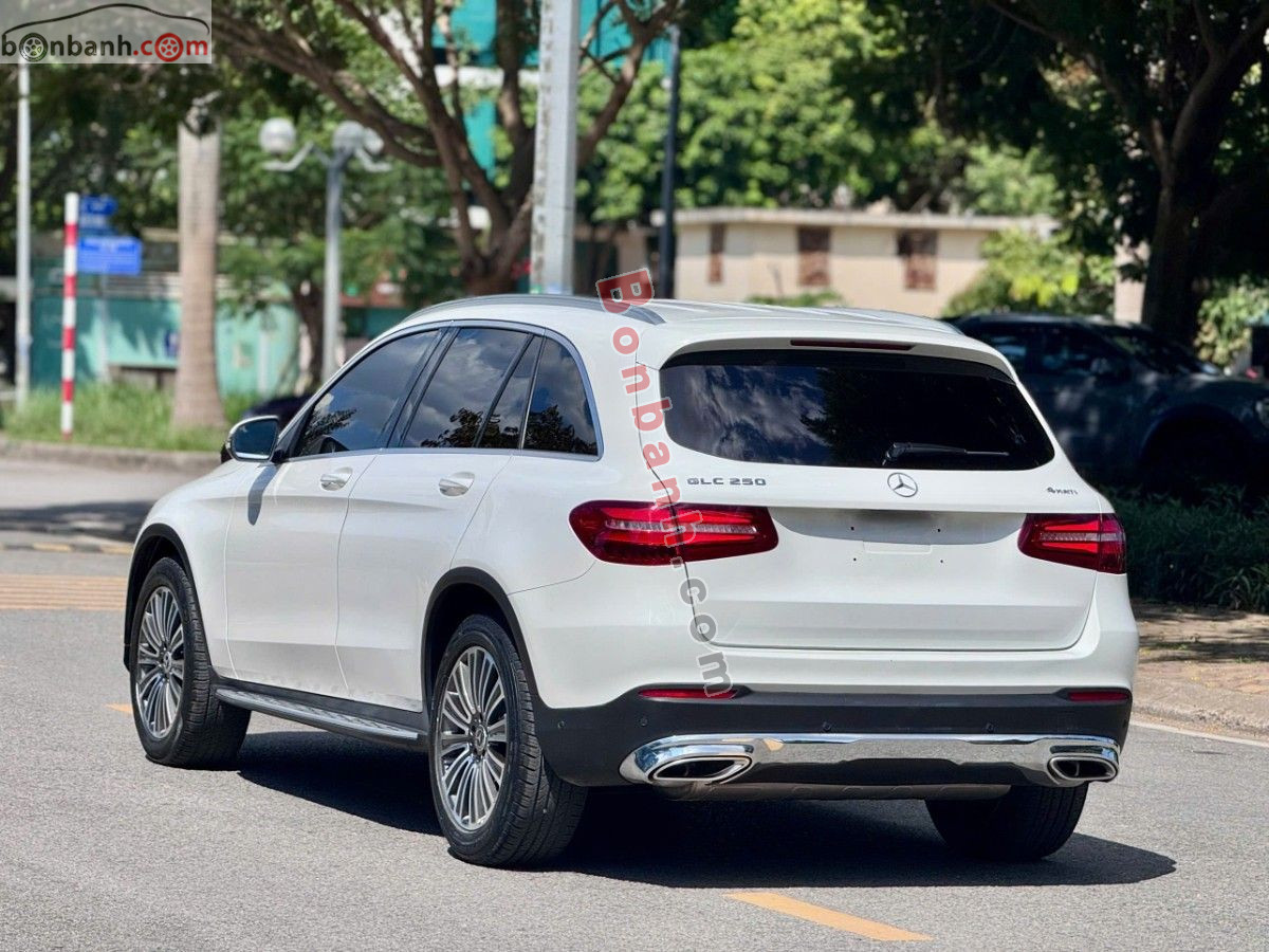 Bán ô tô Mercedes Benz GLC 250 4Matic - 2018 - xe cũ