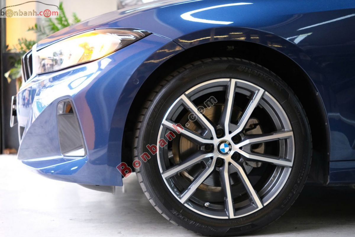 Bán ô tô BMW 3 Series 320i Sport Line - 2024 - xe cũ