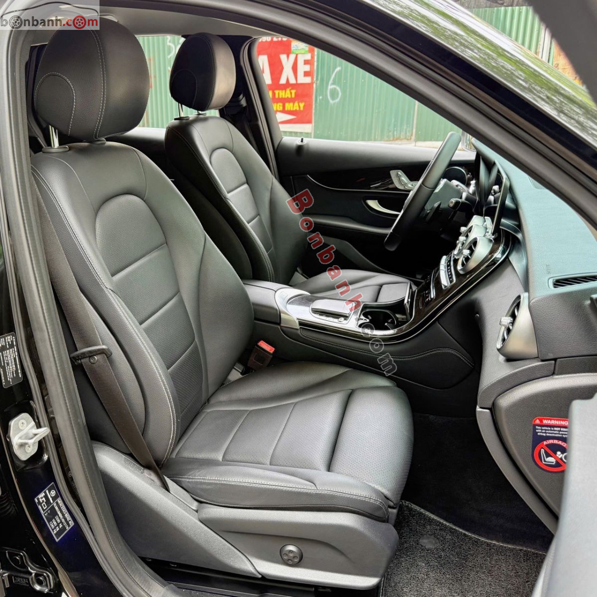 Bán ô tô Mercedes Benz GLC 200 - 2020 - xe cũ