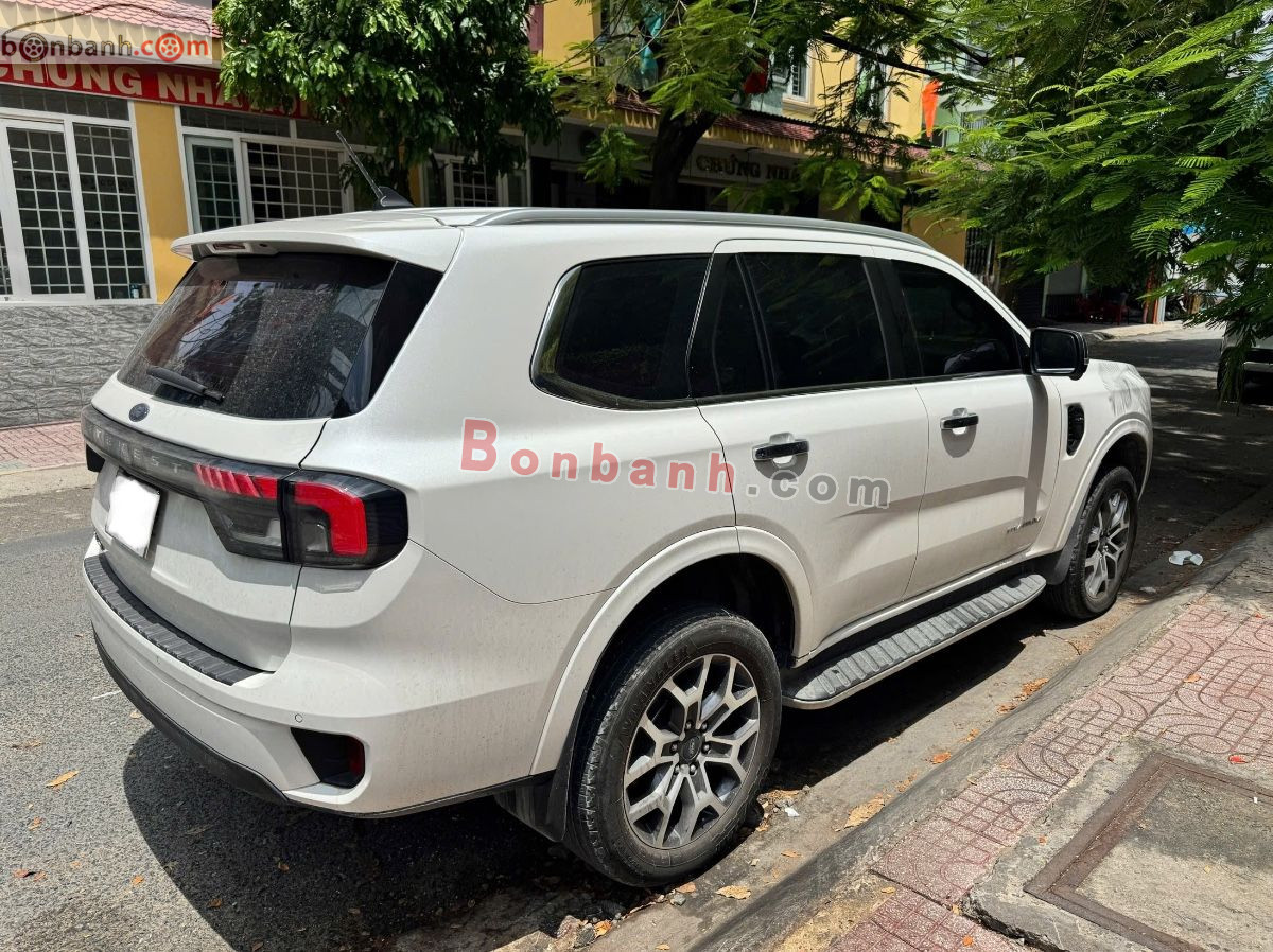 Bán ô tô Ford Everest Titanium 2.0L 4x2 AT - 2024 - xe cũ