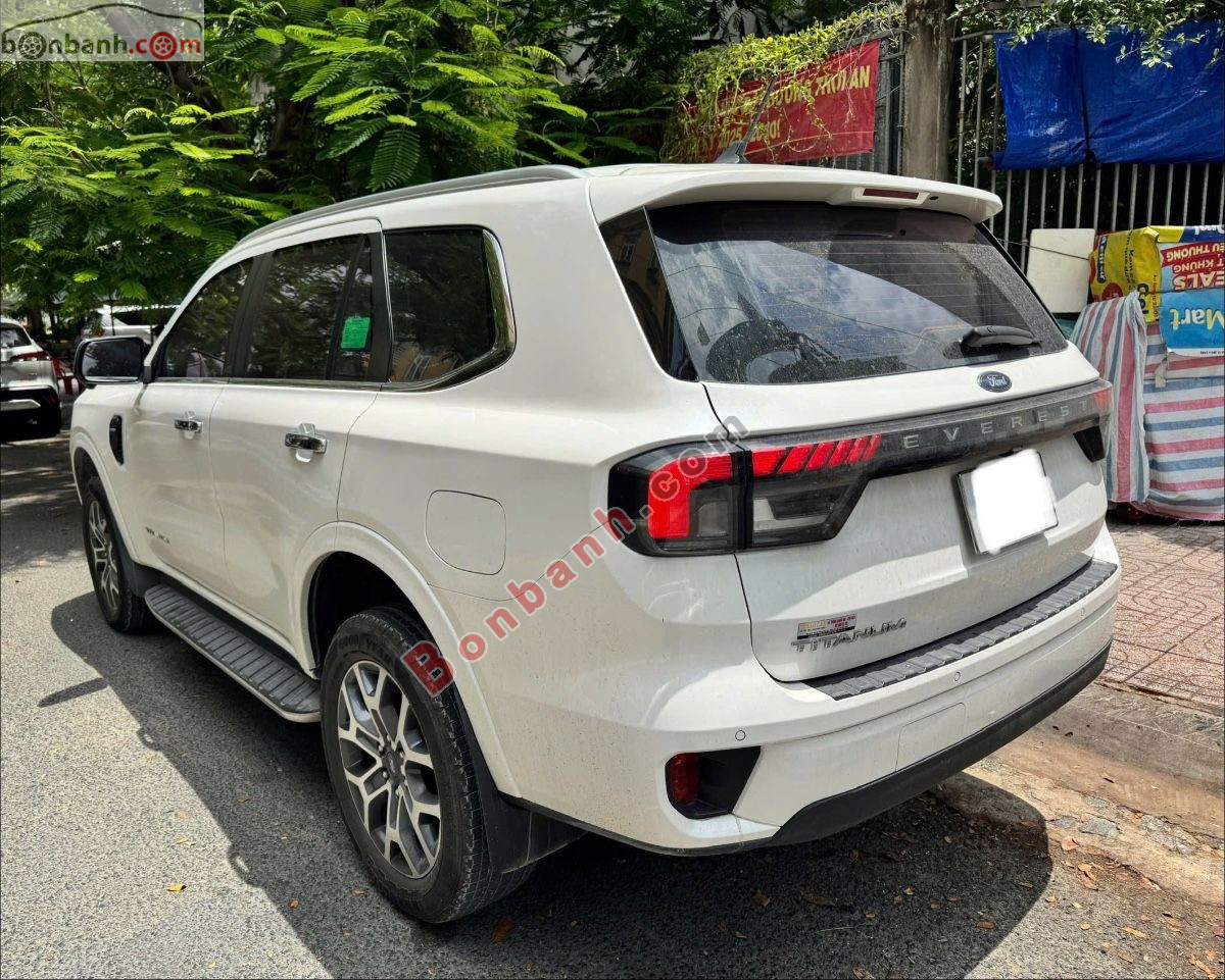 Bán ô tô Ford Everest Titanium 2.0L 4x2 AT - 2024 - xe cũ