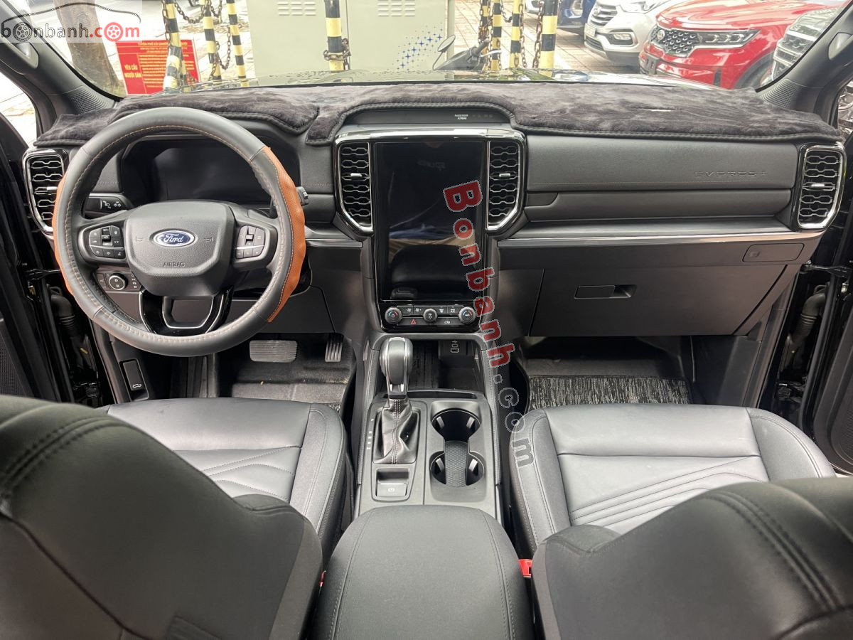 Bán ô tô Ford Everest Titanium 2.0L 4x2 AT - 2025 - xe cũ