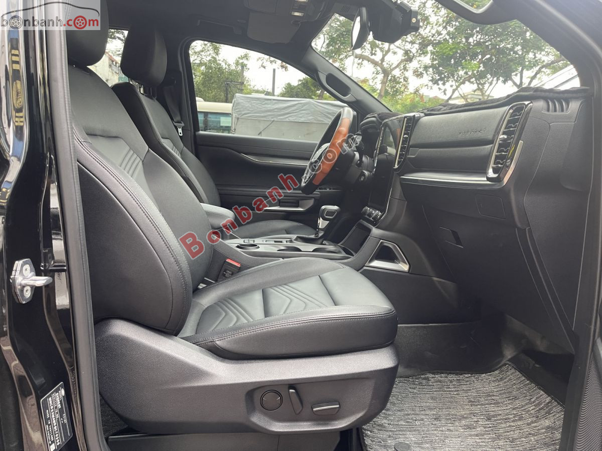 Bán ô tô Ford Everest Titanium 2.0L 4x2 AT - 2025 - xe cũ