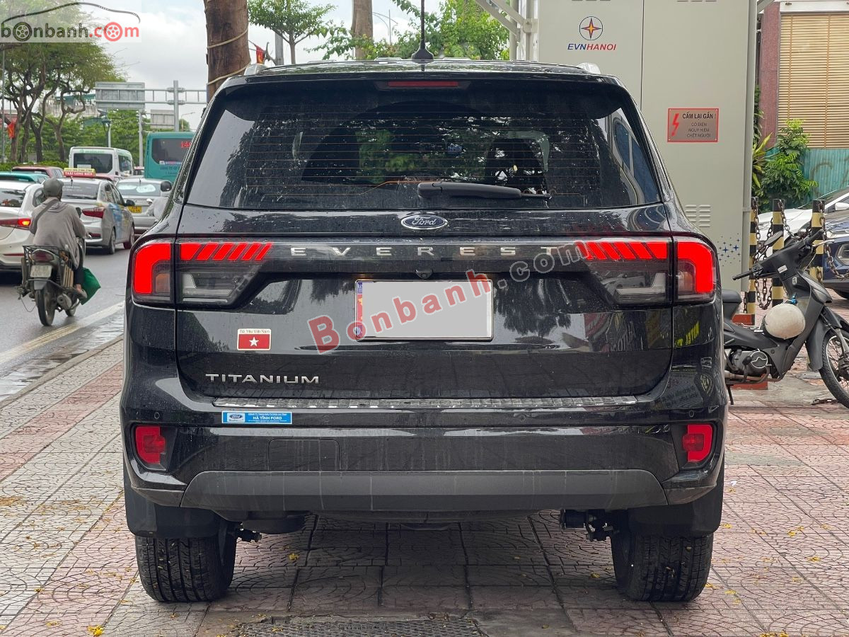 Bán ô tô Ford Everest Titanium 2.0L 4x2 AT - 2025 - xe cũ