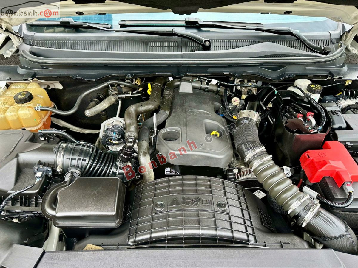 Bán ô tô Ford Everest Titanium 2.0L 4x2 AT - 2020 - xe cũ