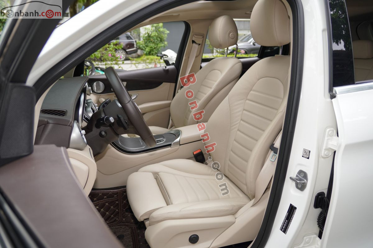 Bán ô tô Mercedes Benz GLC 300 4Matic - 2020 - xe cũ