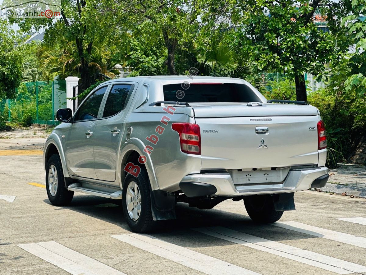 Bán ô tô Mitsubishi Triton 4x2 AT - 2019 - xe cũ