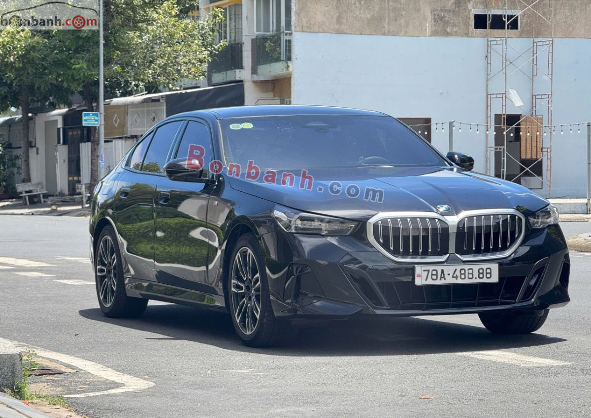 Bán ô tô BMW 5 Series 530i M Sport - 2025 - xe cũ