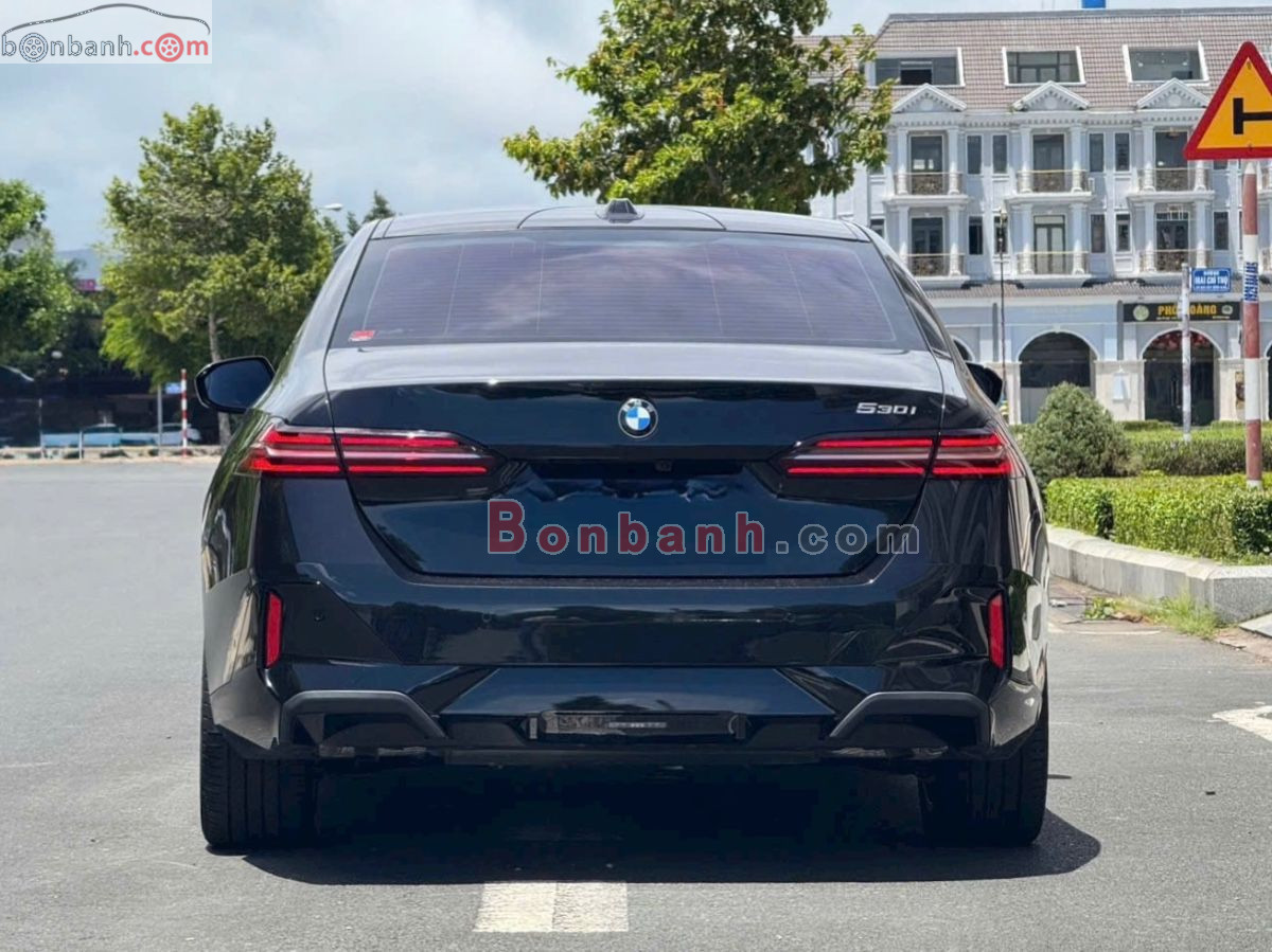Bán ô tô BMW 5 Series 530i M Sport - 2025 - xe cũ