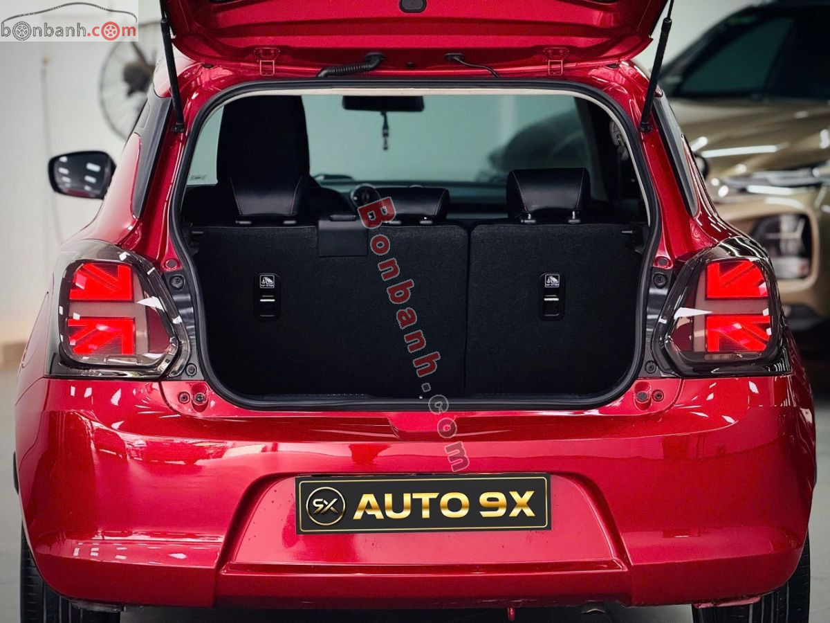 Bán ô tô Suzuki Swift GLX 1.2 AT - 2022 - xe cũ