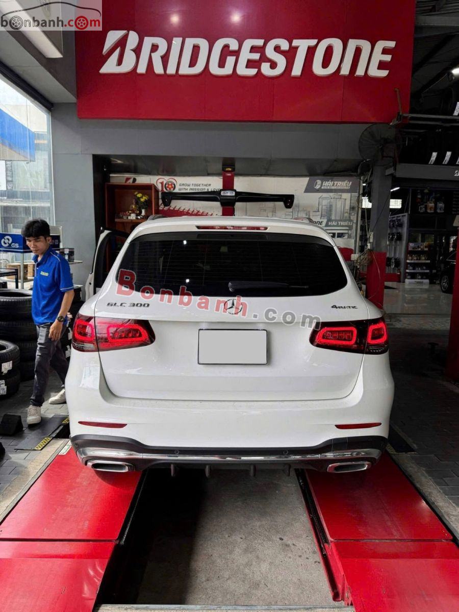Bán ô tô Mercedes Benz GLC 300 4Matic - 2022 - xe cũ