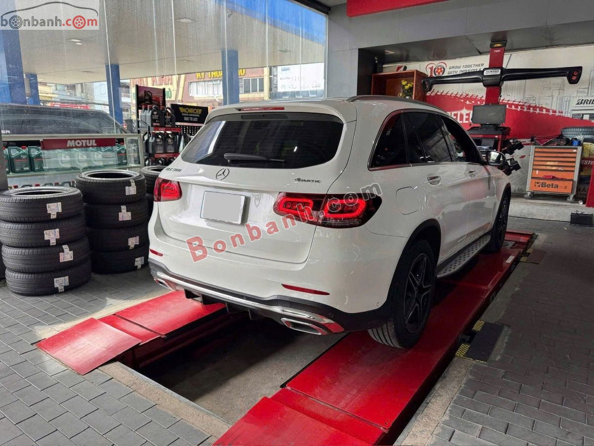 Bán ô tô Mercedes Benz GLC 300 4Matic - 2022 - xe cũ