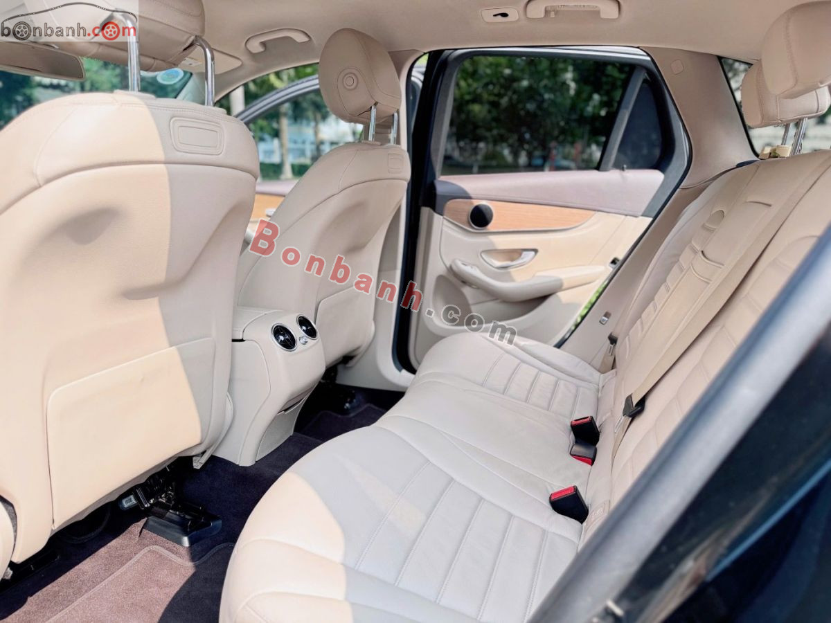 Bán ô tô Mercedes Benz GLC 250 4Matic - 2018 - xe cũ