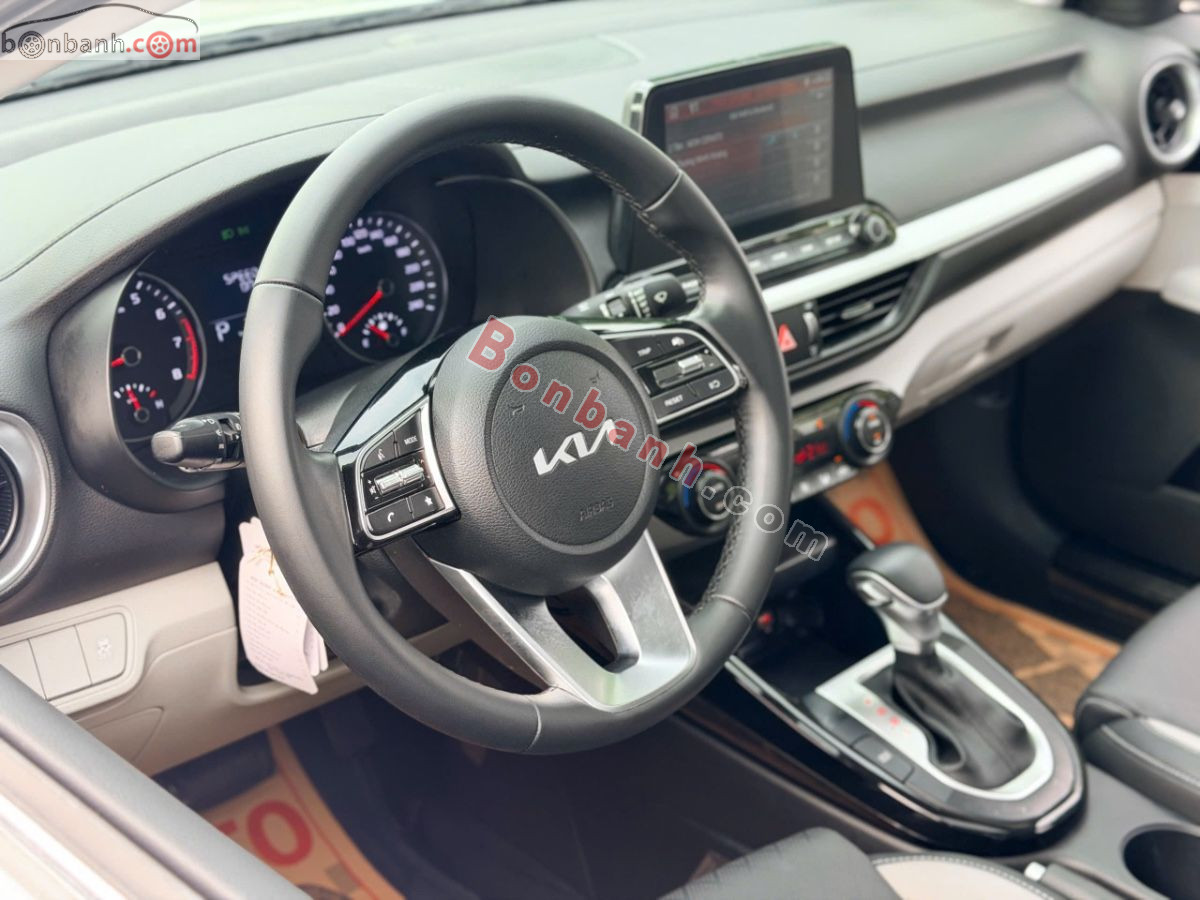 Bán ô tô Kia K3 Luxury 1.6 AT - 2025 - xe cũ