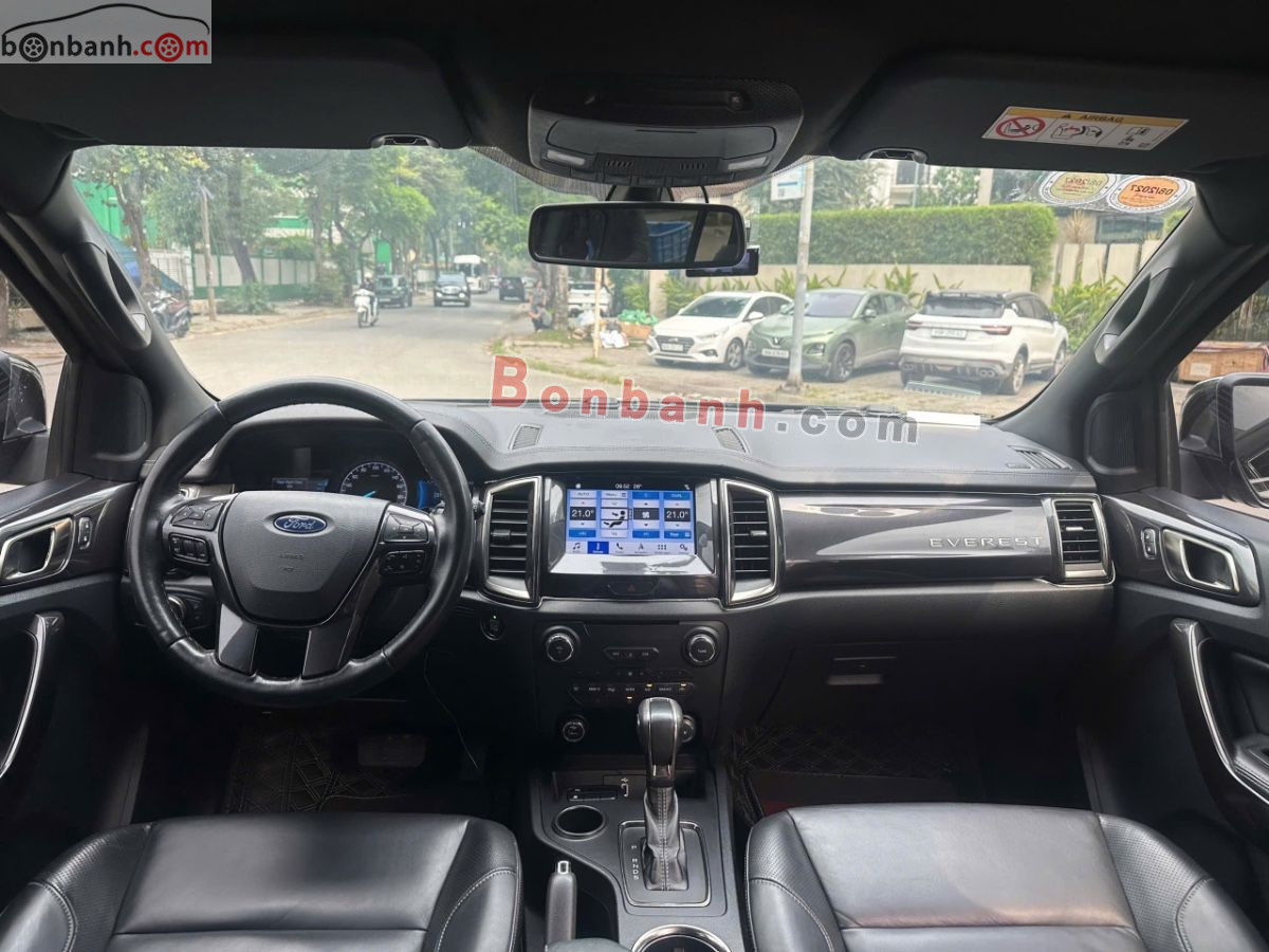 Bán ô tô Ford Everest Titanium 2.0L 4x2 AT - 2018 - xe cũ