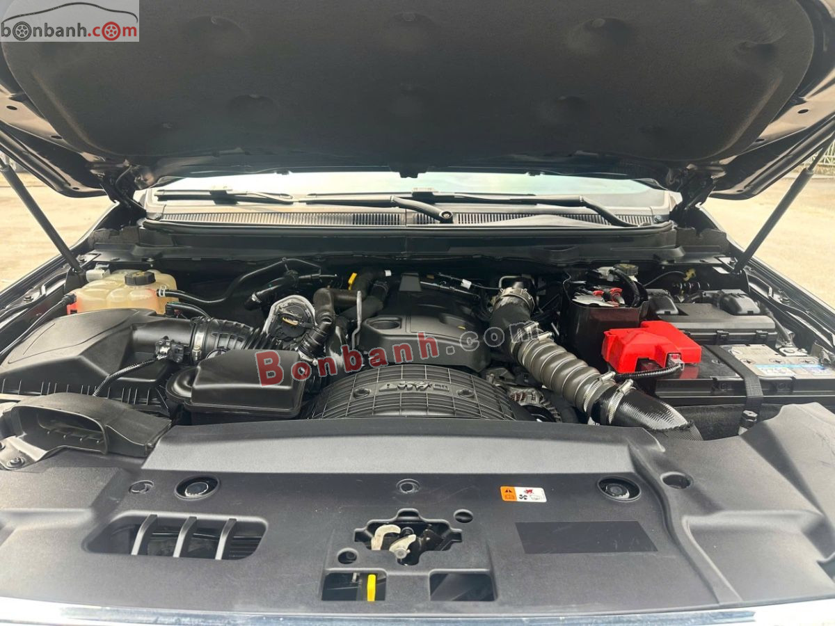 Bán ô tô Ford Everest Titanium 2.0L 4x2 AT - 2018 - xe cũ