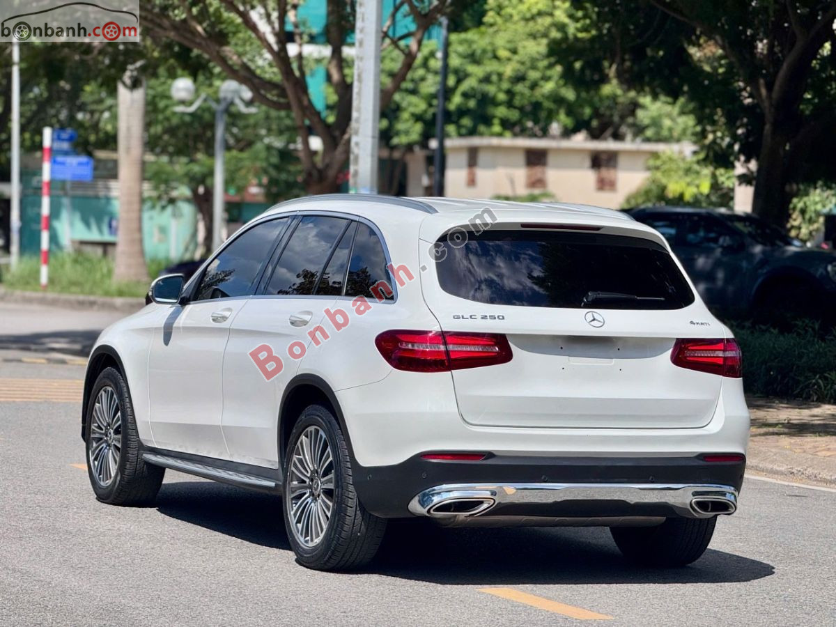 Bán ô tô Mercedes Benz GLC 250 4Matic - 2018 - xe cũ