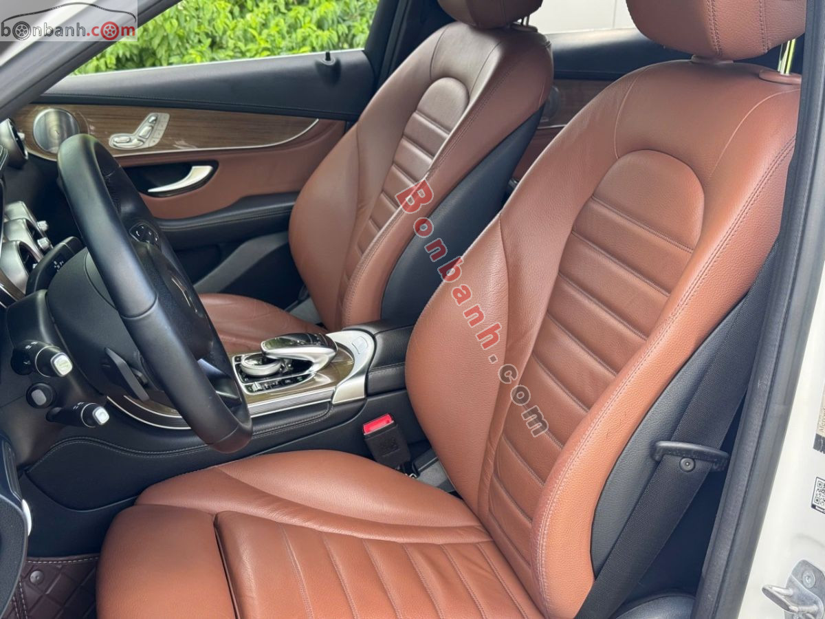 Bán ô tô Mercedes Benz GLC 250 4Matic - 2018 - xe cũ