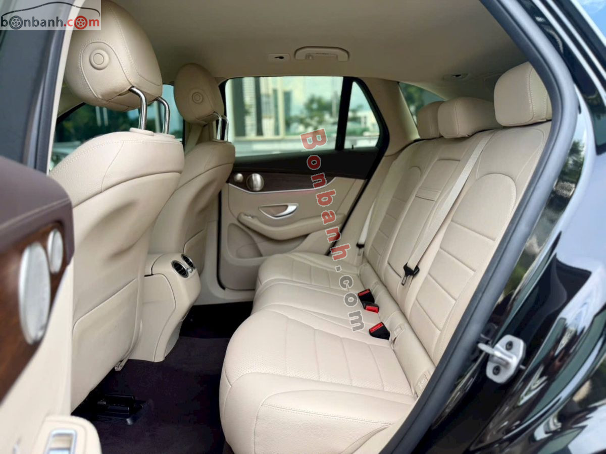 Bán ô tô Mercedes Benz GLC 200 4Matic - 2022 - xe cũ